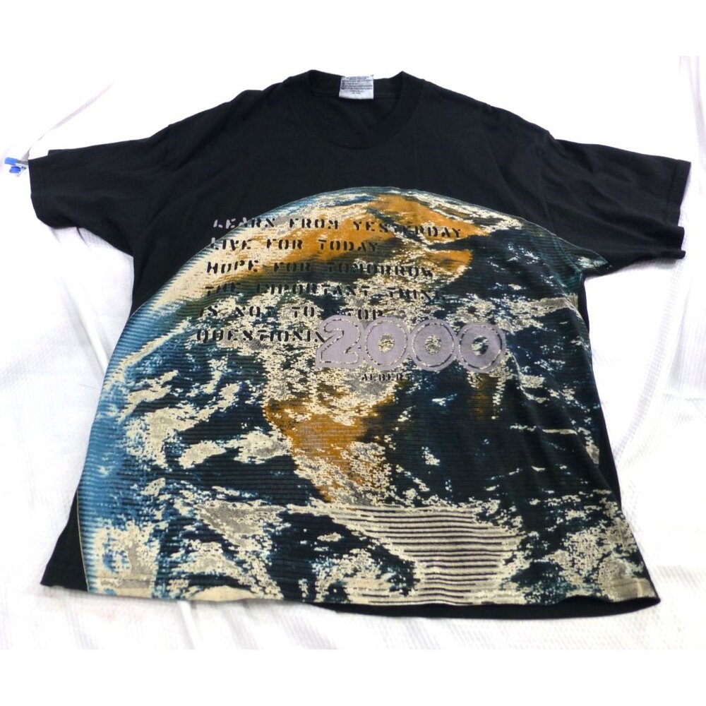 Rare Y2K Albert Einstein Quote Earth Large‎ Graphic Lee T-Shirt Black Tee